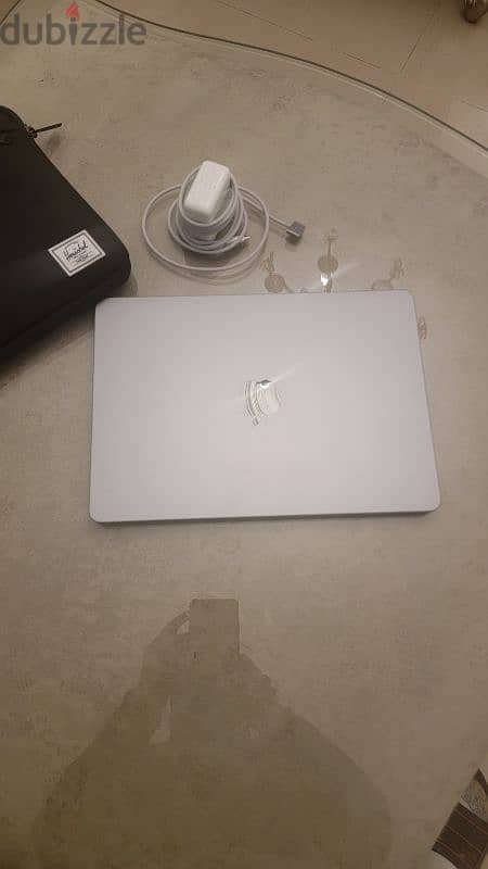 macbook air 2024 m3 , ماك بوك اير ام ٣ ، ٢٠٢٤ 2