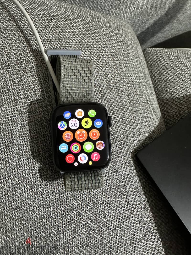 Apple watch series 6 44mm used 3