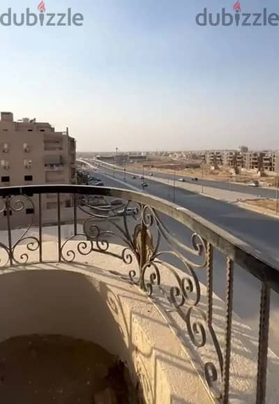 شقه للبيع امام نادي بلاتينيوم - Apartment for sale Platinum Club