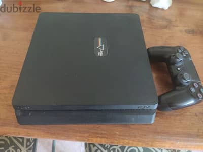 PlayStation 4 500 gb slim