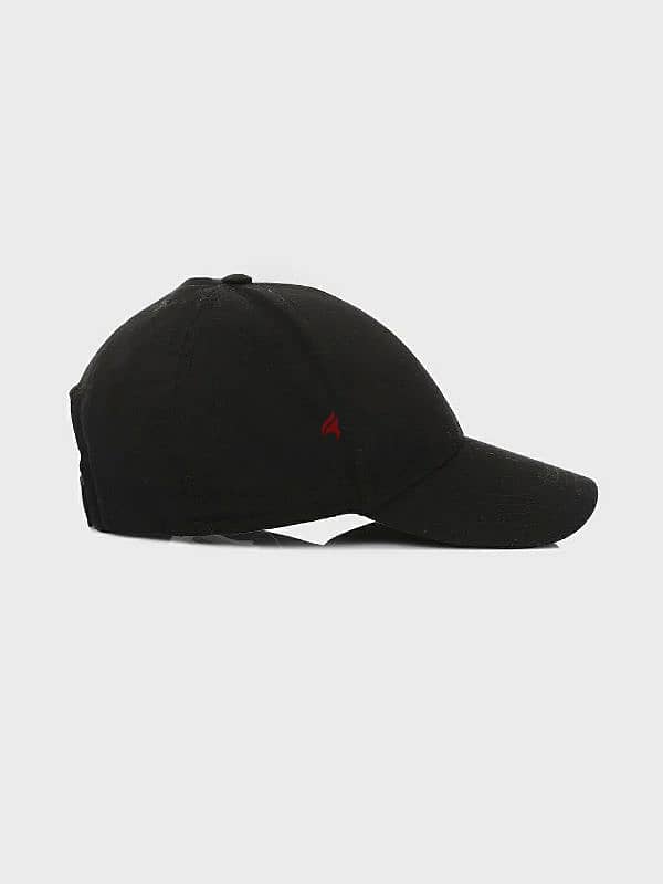 LC Waikiki Plain Cap Black 0