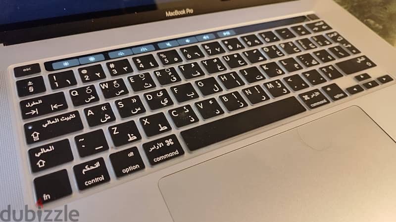 MacBook pro 2019 16" i7 5