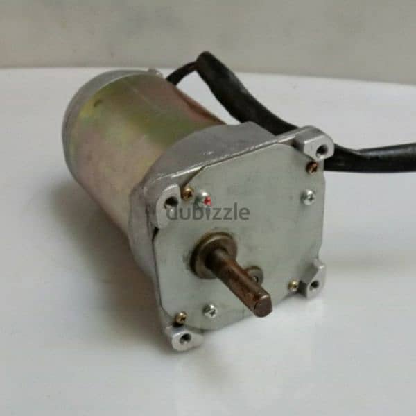 DC motor 0