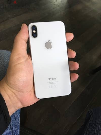 iPhone X  بالعلبه