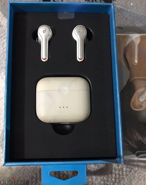 Airpods Sound Core Liberty Air 2 كسر زيرو 5