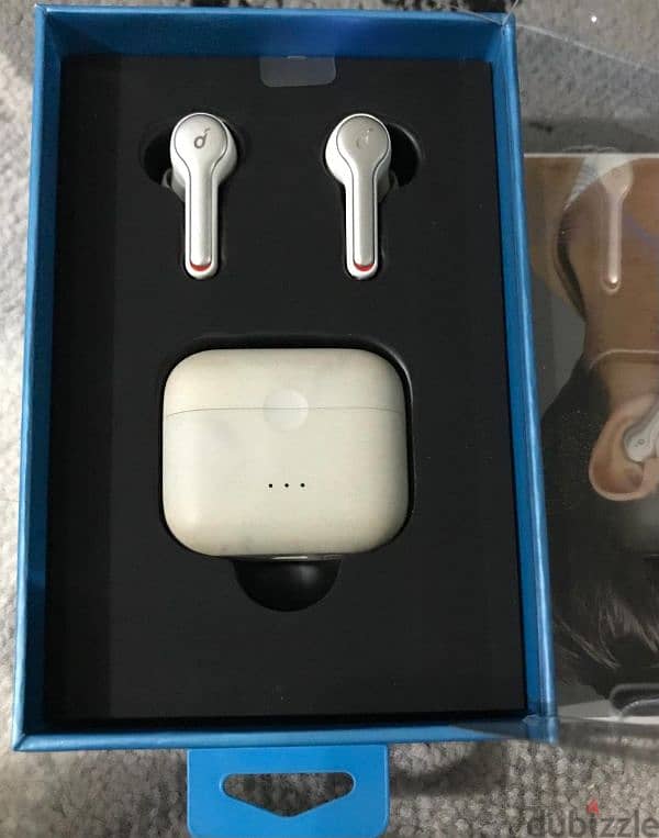 Airpods Sound Core Liberty Air 2 كسر زيرو 6