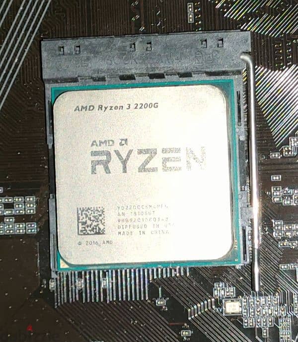 Ryzen 3 2200G 2