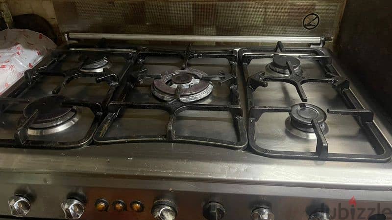 oven   بوتاجاز يونيفرسال ٥ شعلة 4