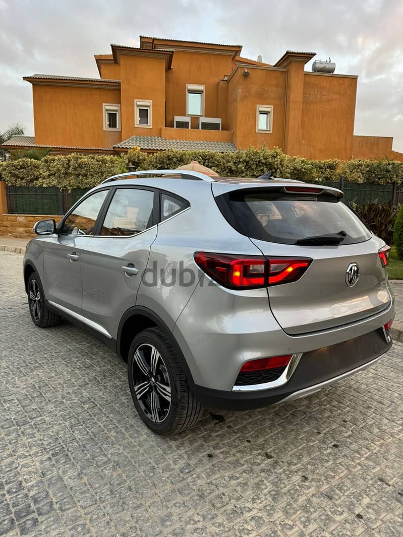 MG ZS اعلي فئة Luxury زيرو وكيل 0