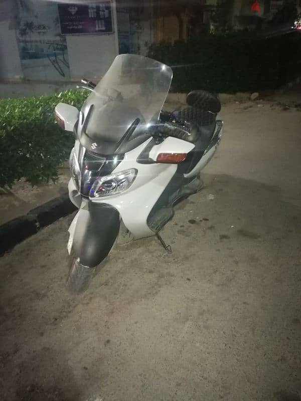 سكوتر سوزوكي برجمان ٦٥٠  scoter suzuki burgman 0