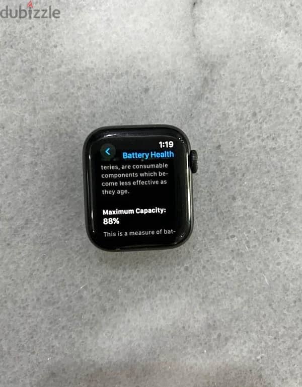 Apple Watch Series 5 40MM 1