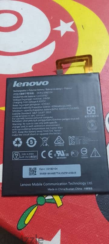 للبيع بالمحلة الكبري تابلت لينوفو  Lenovo لايعمل 500 ج وكذلك بطاريه 19