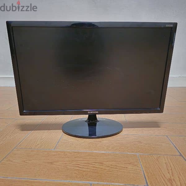 Samsung S24D330H 24 Inch FHD Gaming Monitor 0