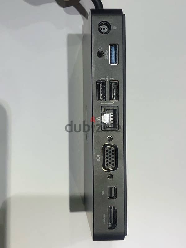 Dell Docking station  k17a  يتصل باللاب عن طريق كابل type C 4