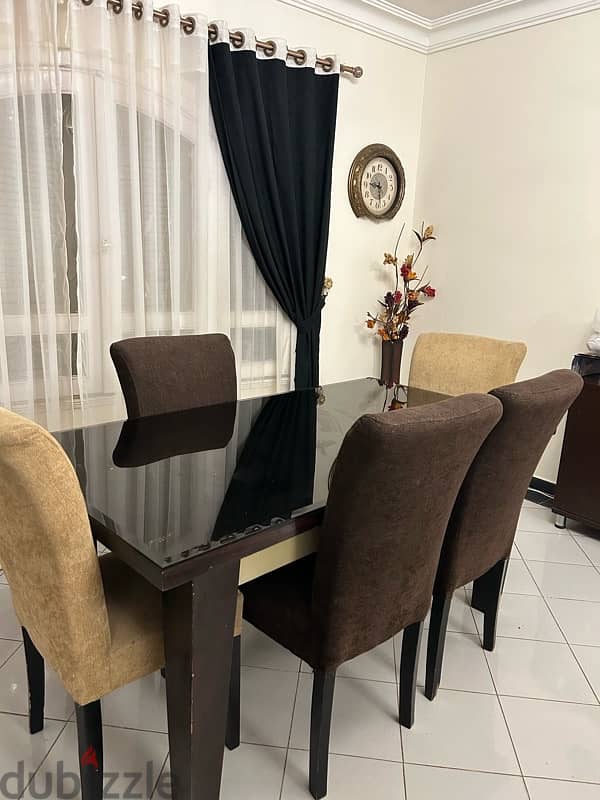 dining table for 6 people سفرة تكفي ٦ اشخاص 0