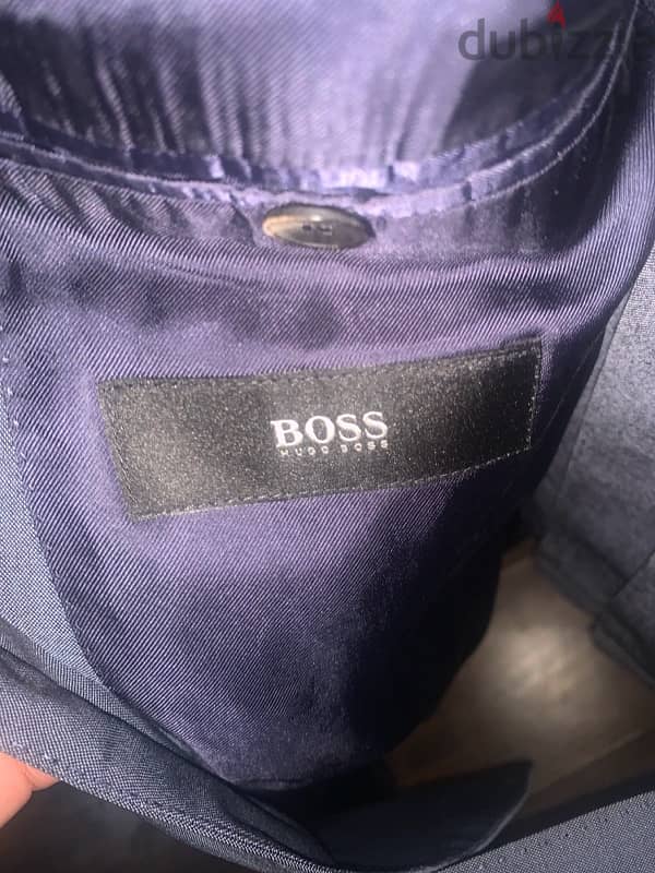 Hugo Boss Suit UK 52 بدلة 1