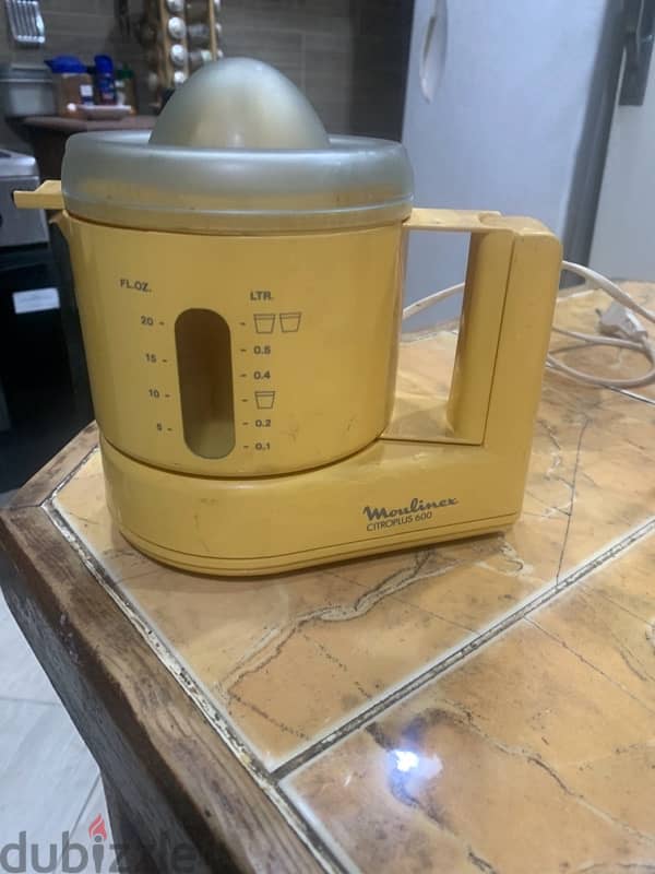 عصارة برتقال  ماركة  moulinex Orange squeezer automatic 0