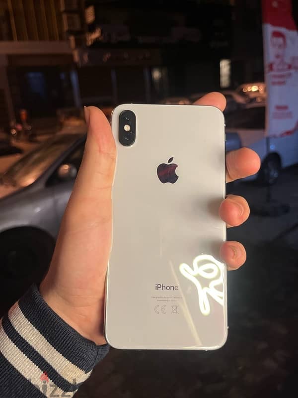 xs max 64 للبدل 2