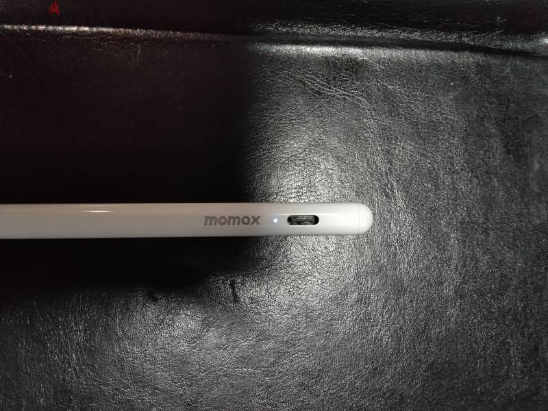 Pencil magnetic attach IOS and Android (momax) 2