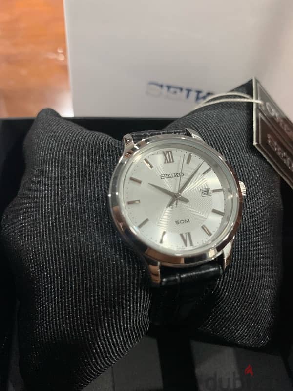 New Seiko women watch  بالضمان 4