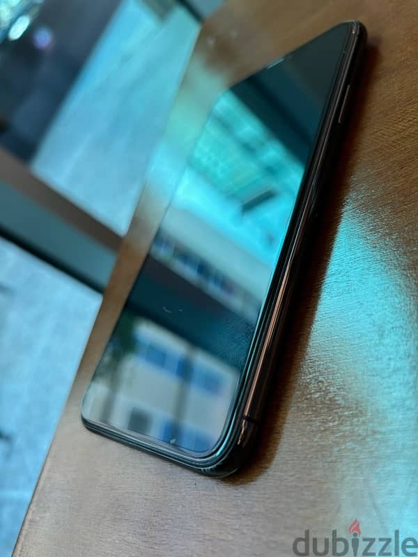 iPhone 11Pro Max 256GB 5