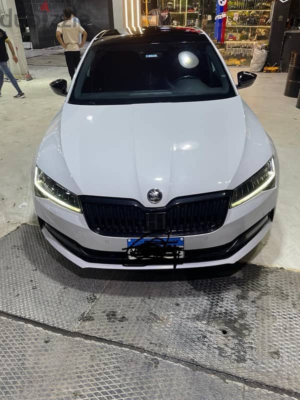 Skoda Superb 2021 0