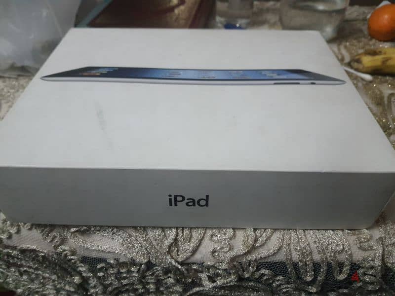 للبيع بحالة جيدة إستعمال بسيط ipad 0