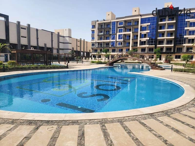 **Repeated floor apartment for sale in Isola Sheraton, Heliopolis, directly on El-Saa'qa Street, delivery within a few months. ** 0