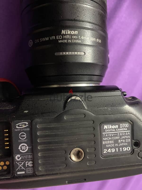 Nikon D700 4