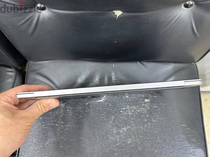 macbook pro 13 inch 512G (2016) Touch Bar 4