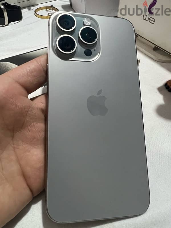 iPhone 15 pro max 0