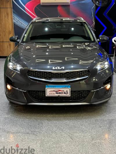 Kia Xceed 2022 Top Line  كيا اكسيد  توب لاين عداد 26 كم صيانات توكيل