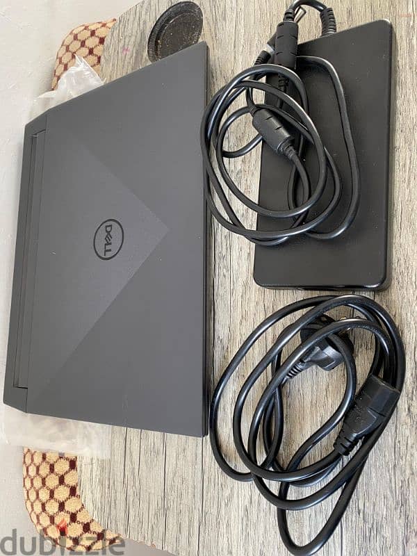 DELL G15-5510 Intel Core I7-10870H 9