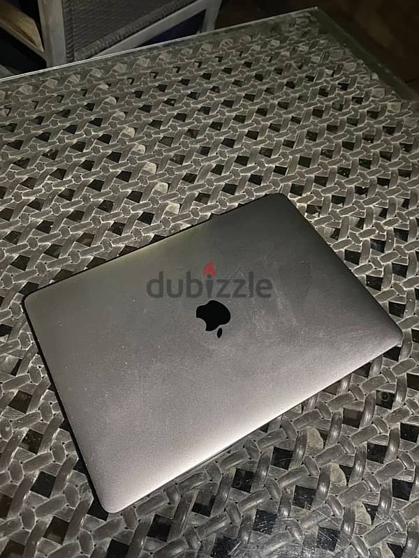 Macbook pro 2017 2