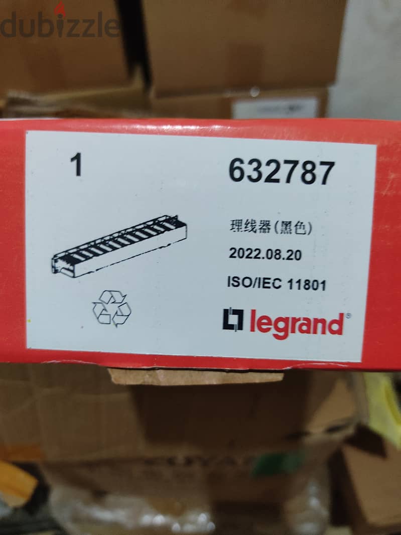 بتش بنل ليجراند Legrand patch panel 3