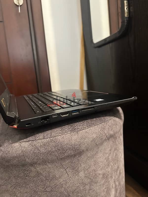 Acer Predator Helios 300 Gaming Laptop 3