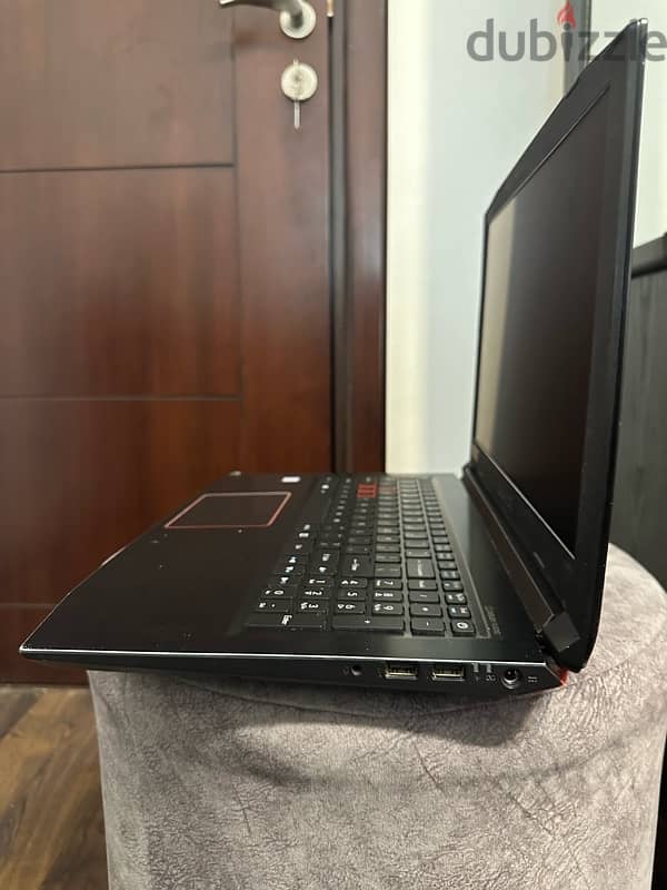 Acer Predator Helios 300 Gaming Laptop 7