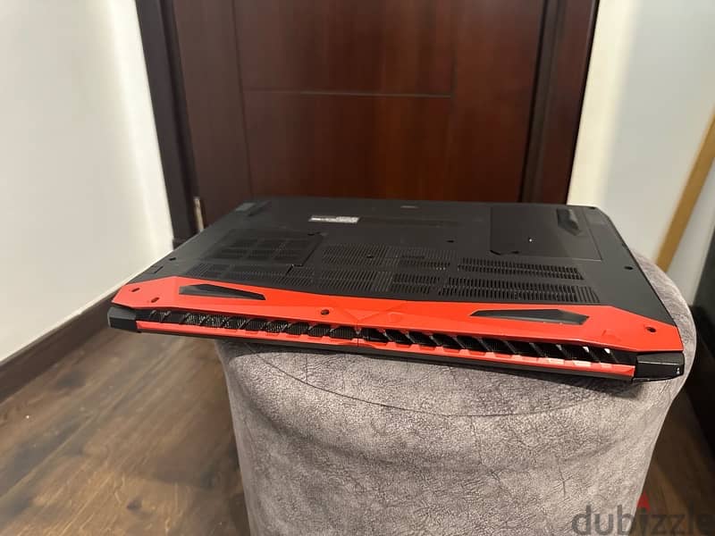 Acer Predator Helios 300 Gaming Laptop 8