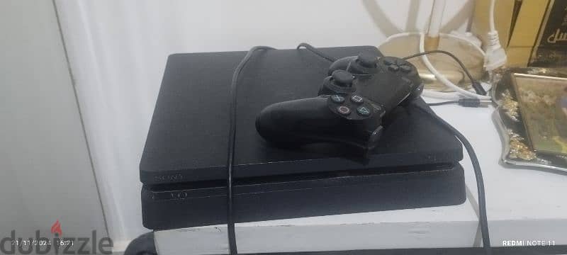 PS4 SLIM WITH GAMES 1