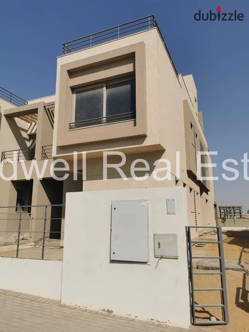 Twin house for sale Palm Hills new cairo with a very very good price ready to move 0