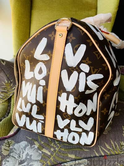 LV × Stephen sprouse Duffle bag in perfect condtion.