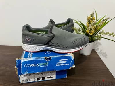 skechers original size 42.5 new with box