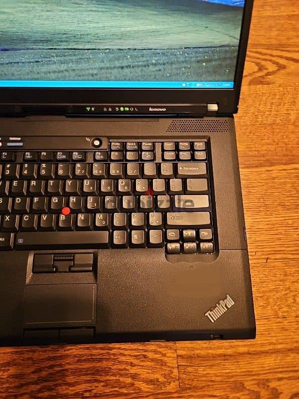 لاب لينوفو thinkpad كارتين فيجا يشغل بيس بابجي برامج جرافيك سعر  لقطه 2