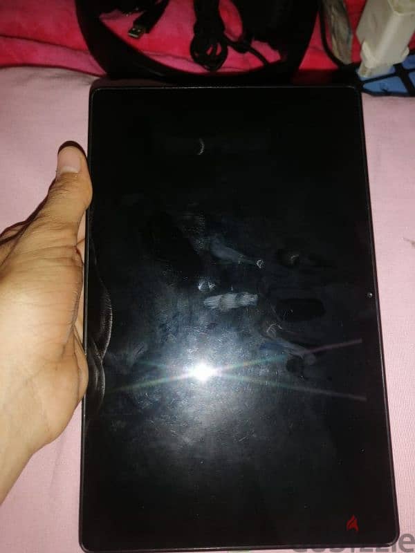 Samsung galaxy tablet a7 used like new 2