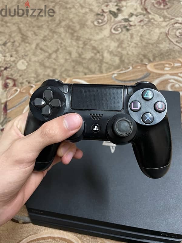 PS4 Pro 3