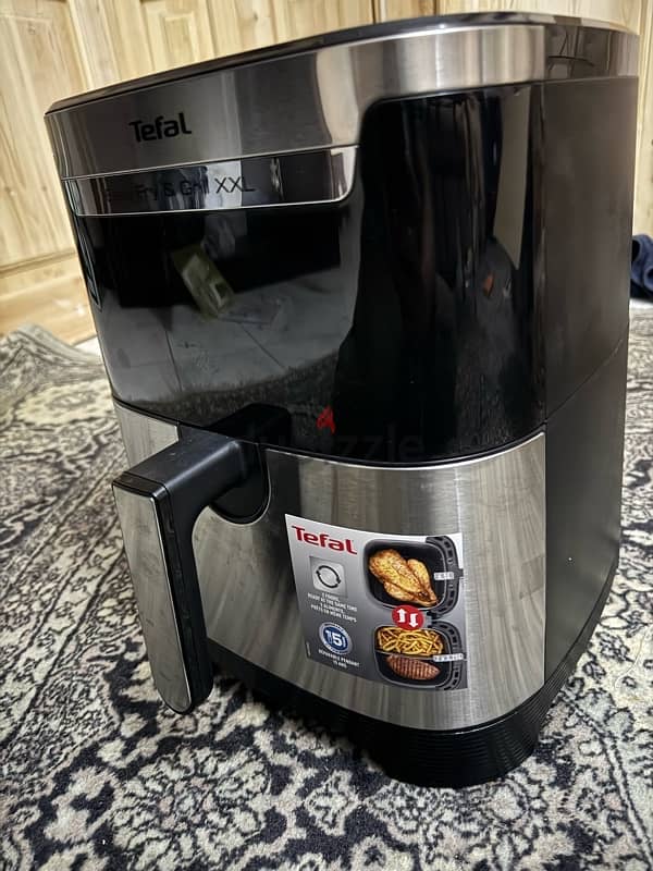 Tefal air fryer 6,5 litre تيفال اير فراير ٦. ٥ لتر بها فاصل للدرج 0