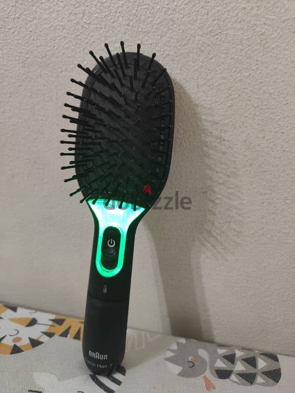 Braun ion tec hair brush . station hair 7 1