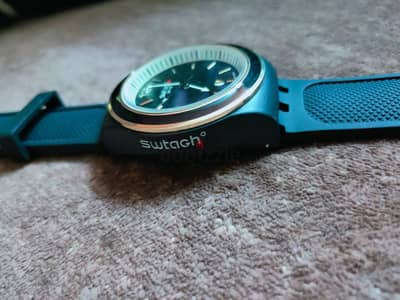 للبيع السريع ساعه Swatch سويسري جديده