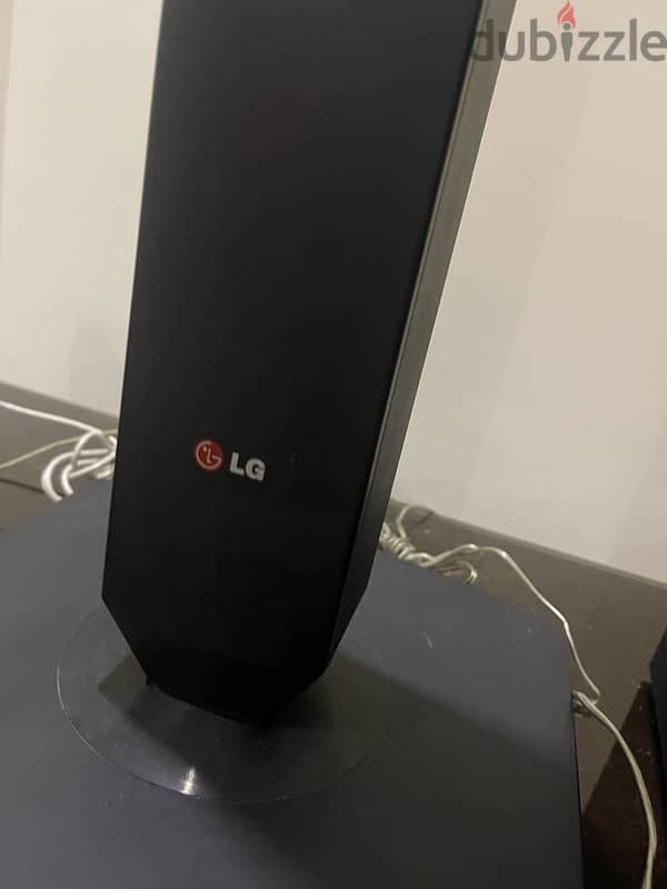 نظام صوت مسرحى LG 5.1 بحاله جيده جدا 7