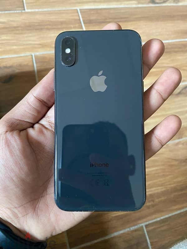 iPhone Xs 256 b 100% 0